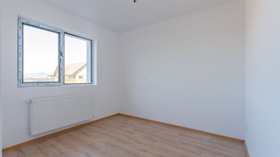 Casa individuala in Cristian compusa din 5 camere - Poză 8