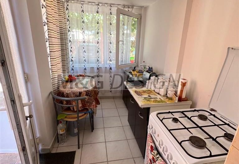 casa individuala Varias apa centrala pe gaz canalizare 1500mp - Poză 10