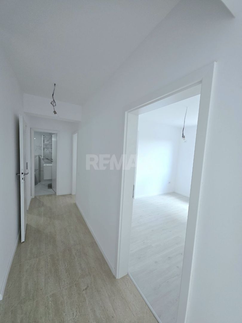 Apartament cu 3 camere în București, România - Poză 5