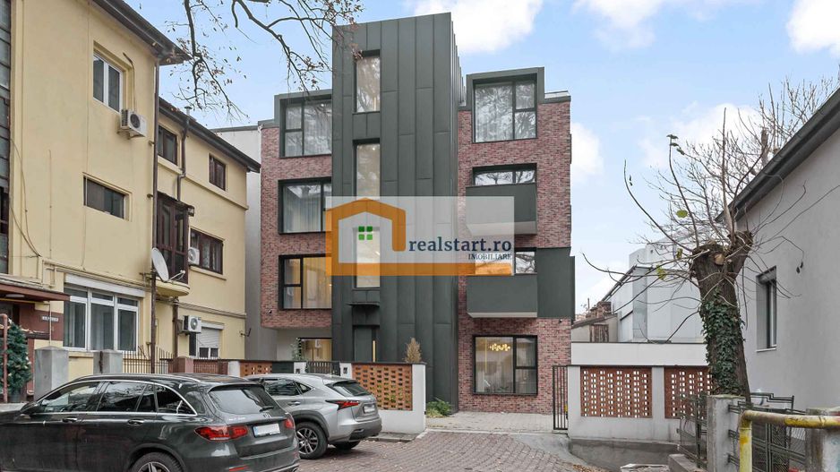 Vila individuala, acces metrou, 10 locuri parcare - Poză 37