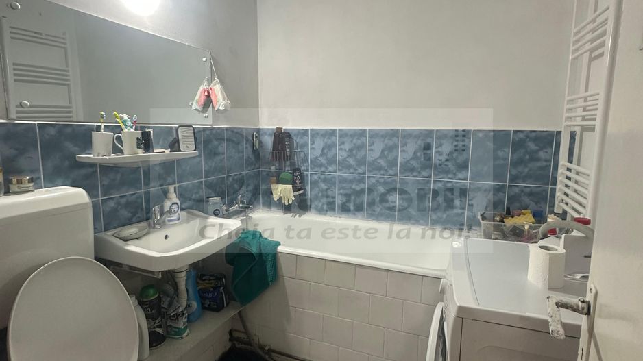 APARTAMENT 3 CAMERE CENTRAL PALAS MALL LIBER - Poză 6