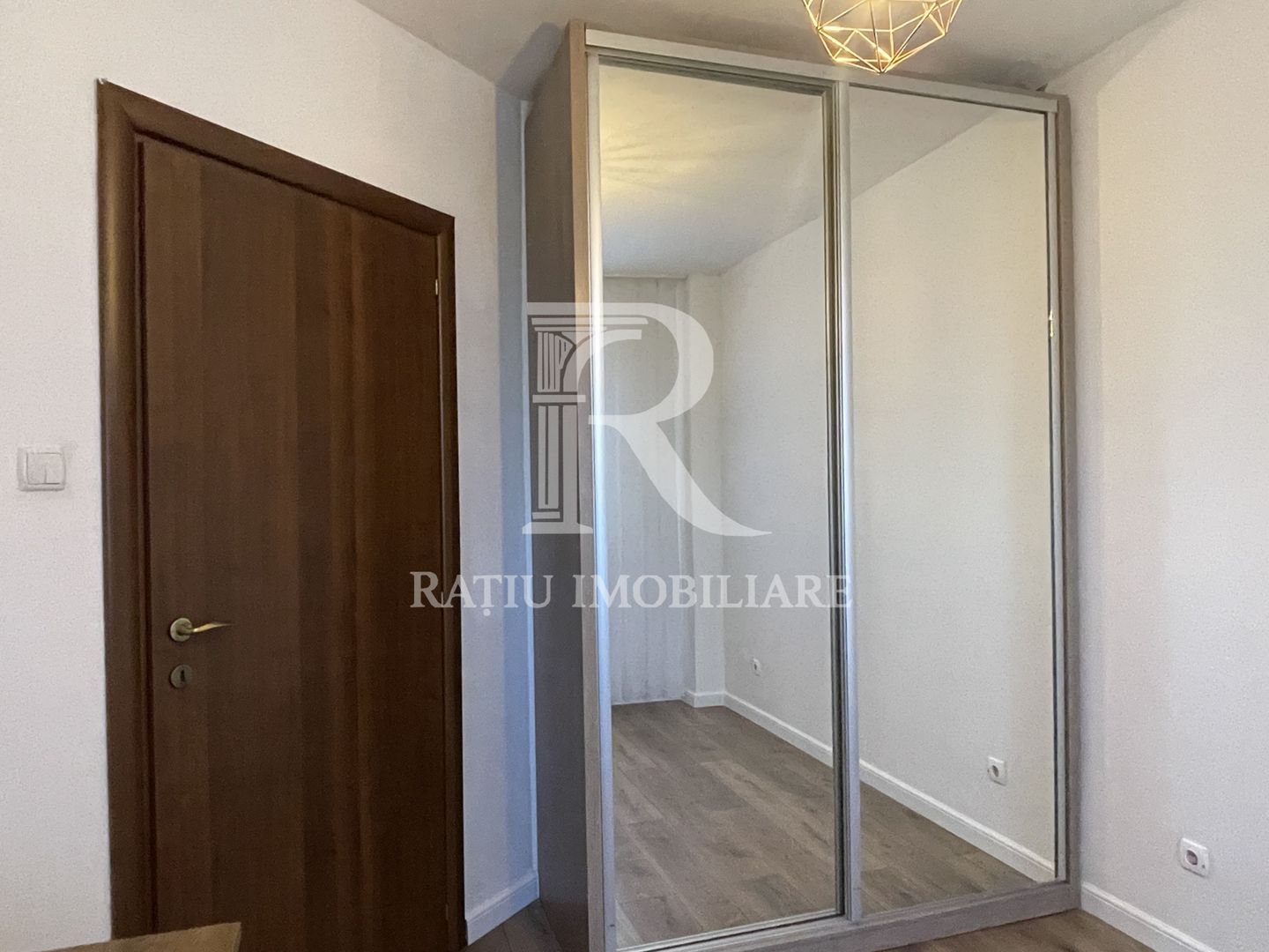 Apartament cu 3 camere | Parcare Supraterana | Prima Nufarul | Oradea - Poză 7