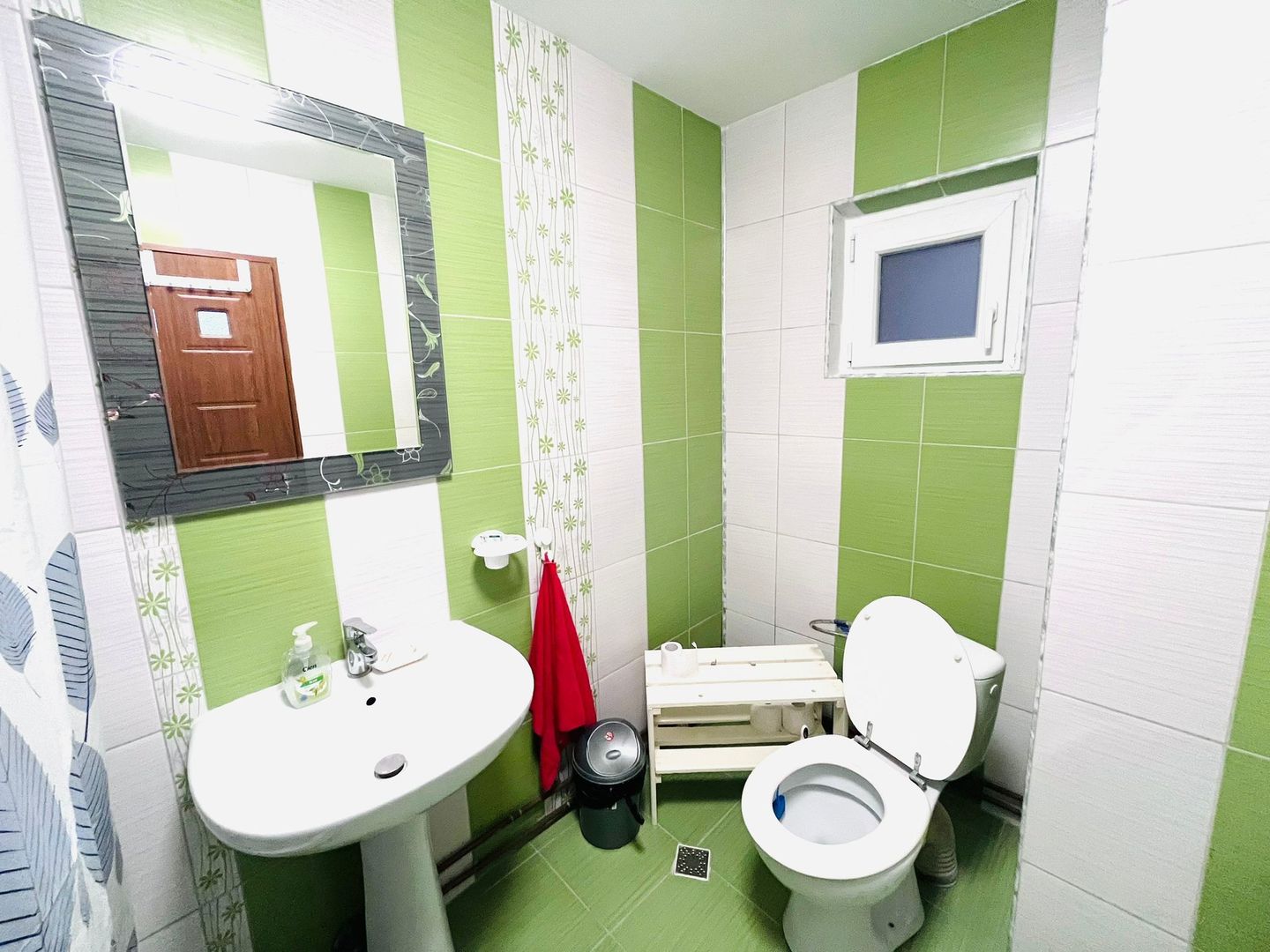 APARTAMENT RENOVAT NOU DECOMANDAT BLOC 1978 REABILITAT METROU GORJULUI - Poză 8