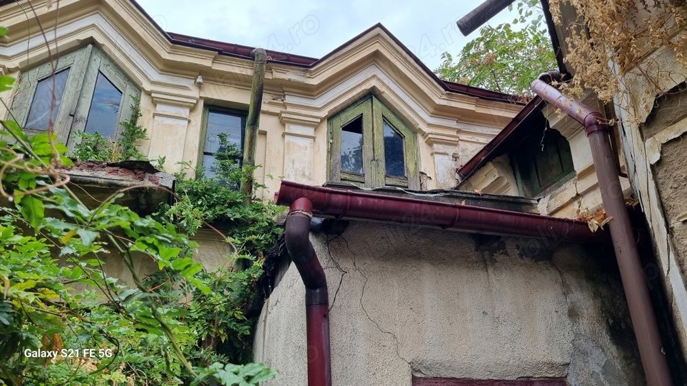 Ag BRASADAS vinde casă cu 2 apart. Calea Călărașilor Coposu. - Poză 4