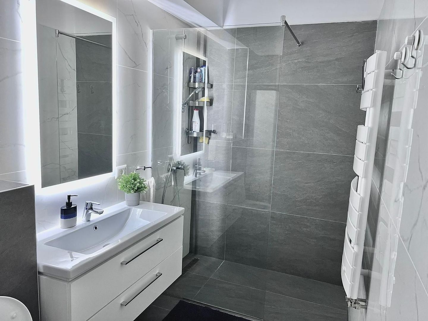 Apartament 2 camere / 5 min până la metrou - Poză 11