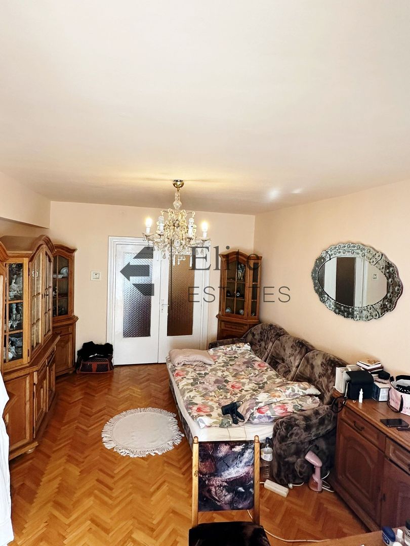 Apartament de închiriat cu 3 camere in  Oradea, Bulevardul Decebal - Poză 6