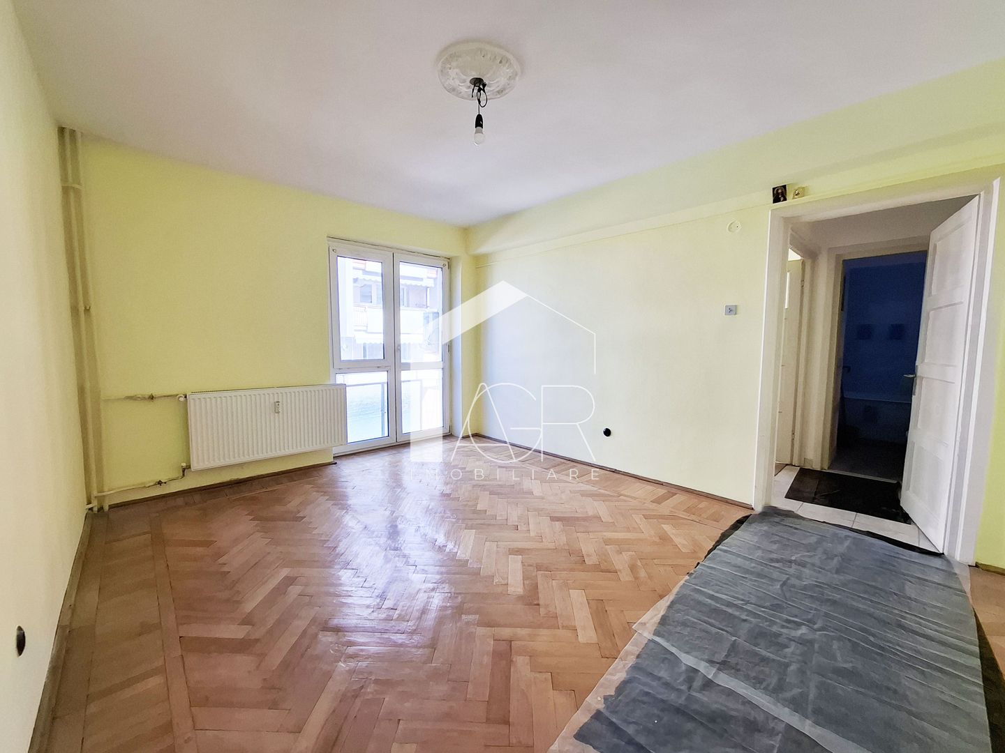 Apartament cu 2 camere, zona Ultracentral - Poză 1