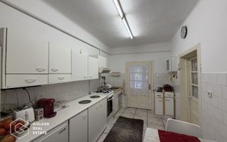 Casa cu doua corpuri de cladire in Gradiste - Poză 6