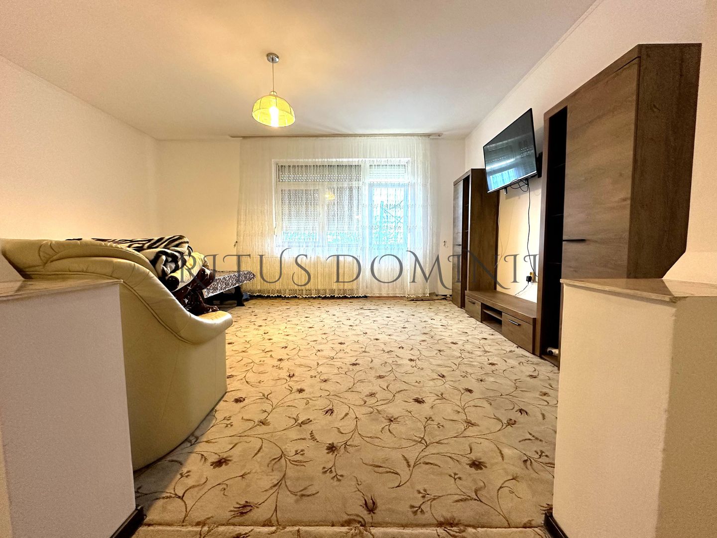 Vila Superba cu 6 Camere, Amenajata Echipe Muncitori, Oncea, 200mp - Poză 2