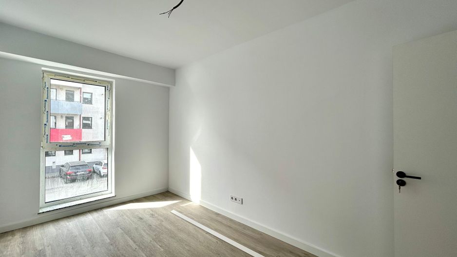 Apartament cu 3 camere de vânzare în Muzeul Apei, Floresti - Poză 4