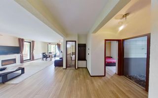 Casa ta de vacanta, imbratisata de natura,3 terase, parcare, Poiana Brasov - Poză 8