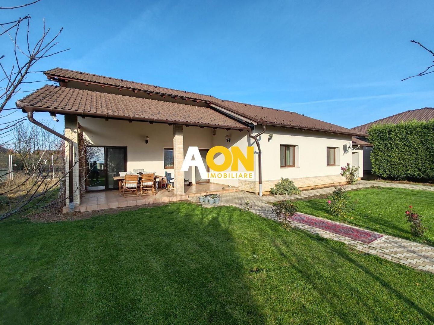 Casa 3 Camere, 179 mp Construiti, Teren 784 mp, Zona Cetate - Poză 2