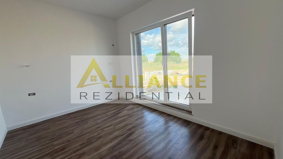 CASA PARTER-4 CAMERE- TEREN 450 MP-STR.MIORITA - Poză 7