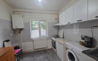 Apartament 3 camere decomandat, parter înalt, zona Mircea cel Bătrân, Iași - Poză 1