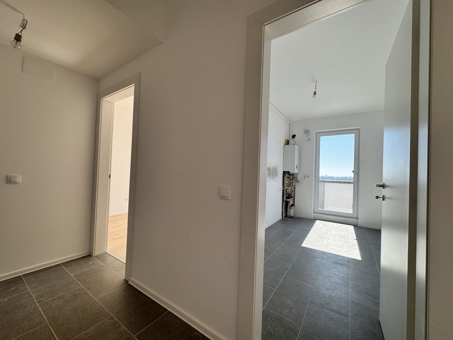 Apartament 2 camere decomandat + terasa 10mp Lacul Straulesti - Poză 11