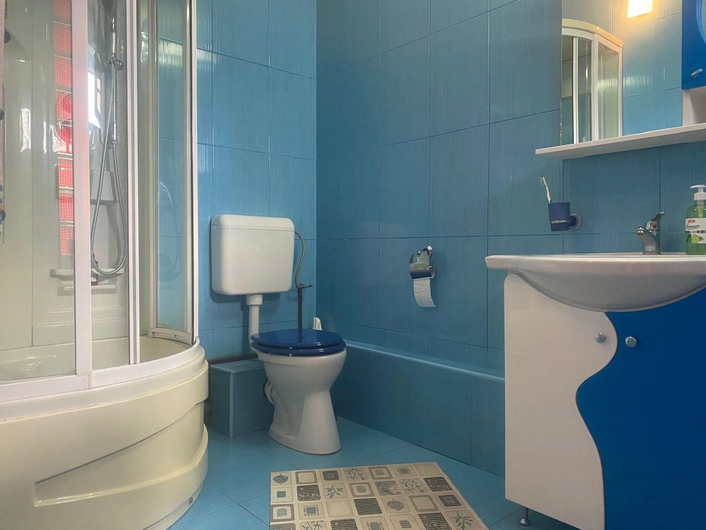 Oportunitate:clinica, birouri etc! Vanzare casa cu 4 camere-Targoviste - Poză 9