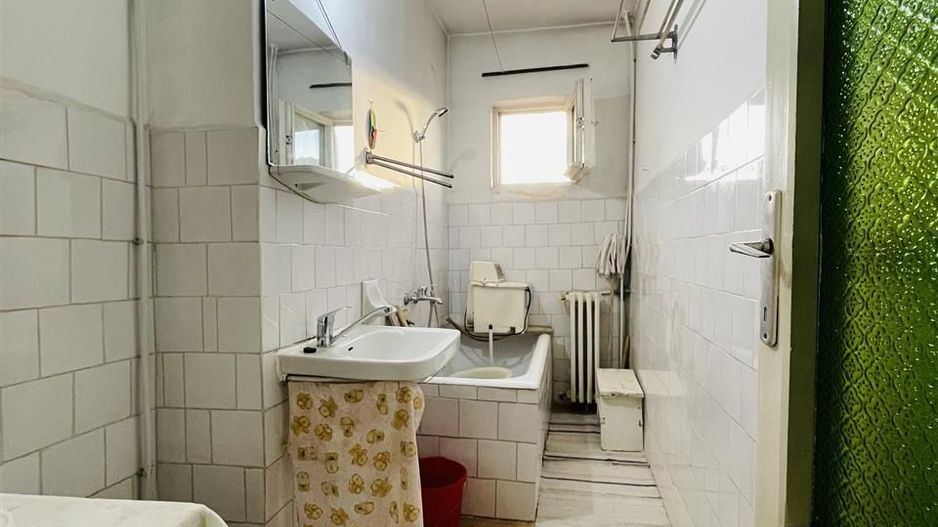 Apartament cu 2 camere semidecomandat Rogerius - Poză 3