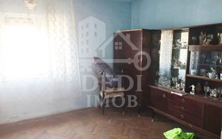 Casa de vanzare cu 3 camere in Velenta, Oradea - Poză 1
