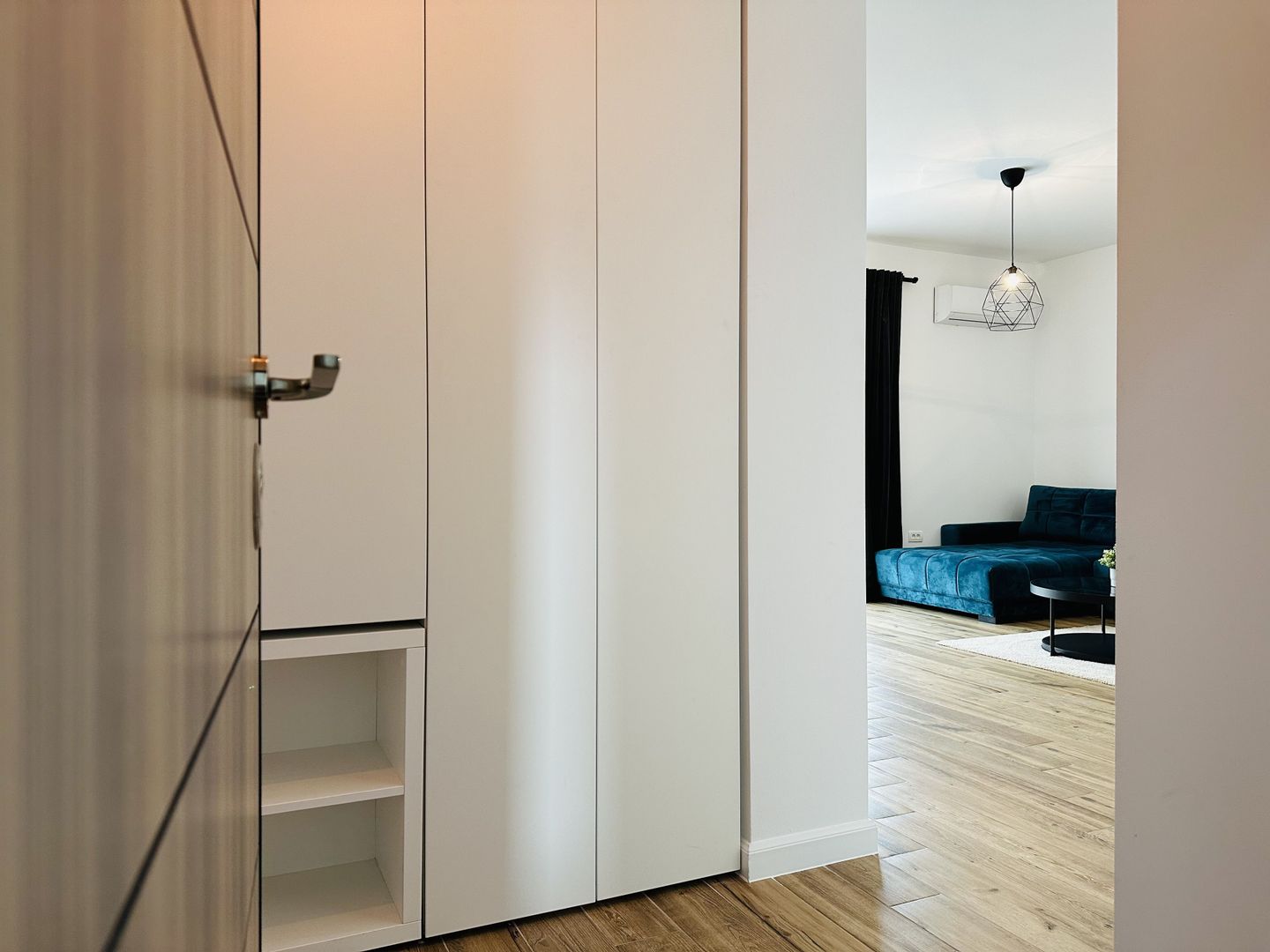 Oferta inchiriata - Apartament spatios si luminos - Segmentul Premium - Poză 5