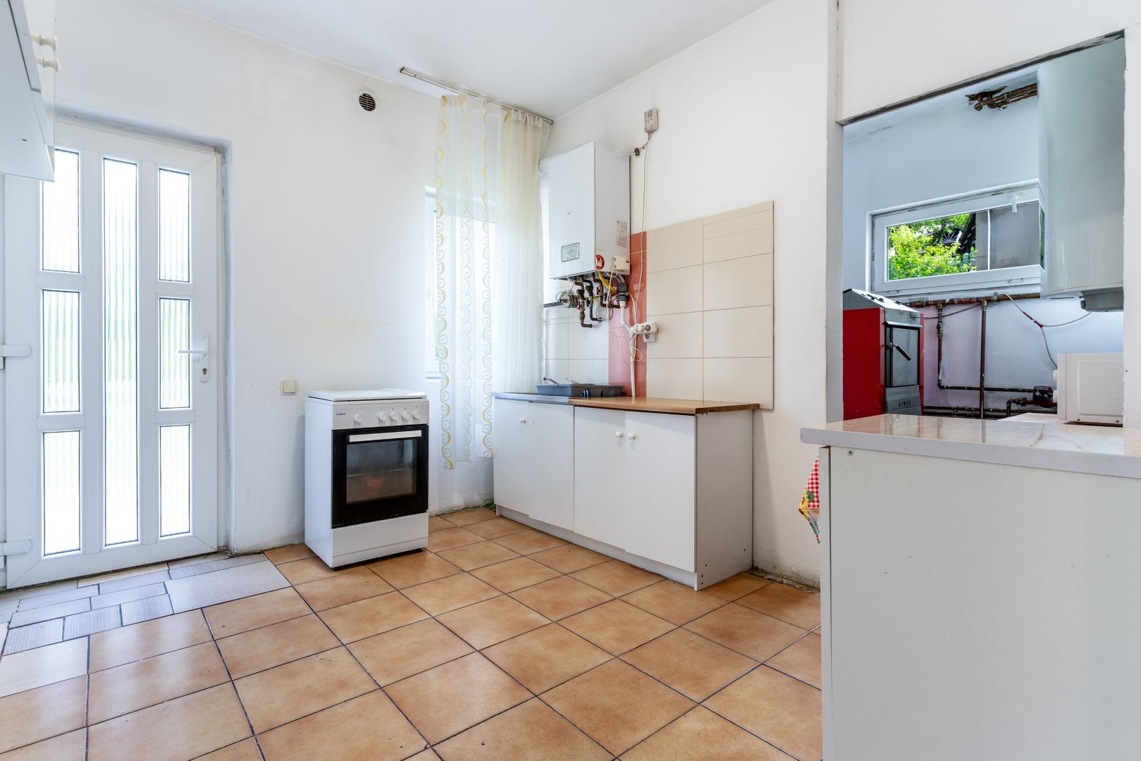Casa cu 10 camere de vanzare pe str. Corneliu Coposu - Poză 6