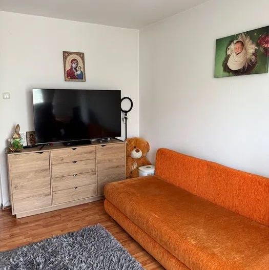 Zona Fartec, apartament mobilat si utilat, vedere pe două părți - Poză 1
