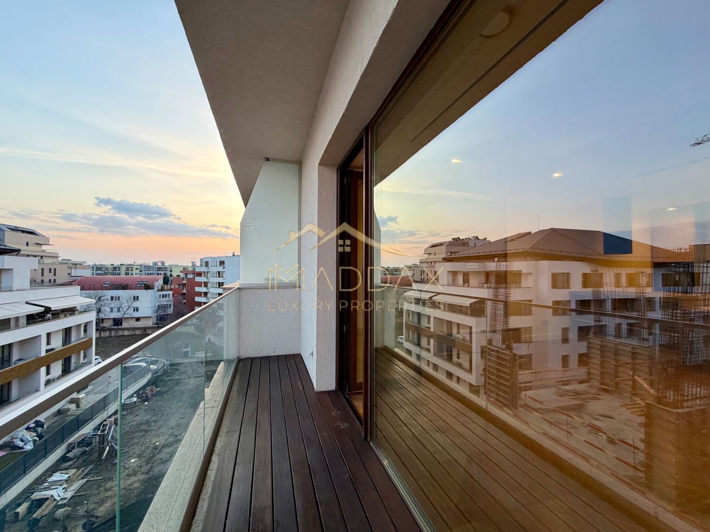 Apartament cu 3 camere *110mp* + 3 terase / Parking / Herastrau - Poză 33