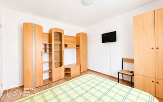 Apartament o camera, parter, renovat si gata de mutare, Str Hunedoarei - Poză 1