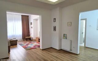 Piata Romana, 4 camere 138 MP total, Etaj 2/9, renovat - utilat, liber - Poză 25