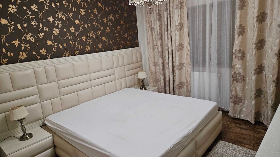 Apartament 3 camere, Modern, Parcare Privata - Renovat - Termen Lung - Poză 2