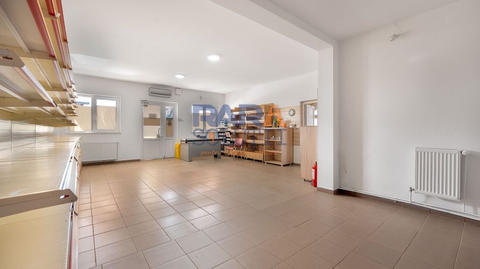 Spațiu de producție cu dotări complete: brutărie, patiserie și magazin - Poză 3