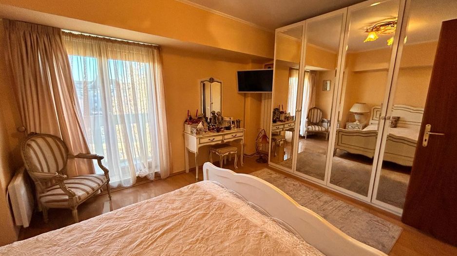 Apartament 4 camere Piata Constitutiei - Poză 4