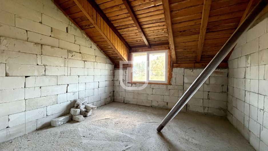 Casă 320 mp utili + 1143 mp teren, la roșu, Gura Humorului - Poză 8