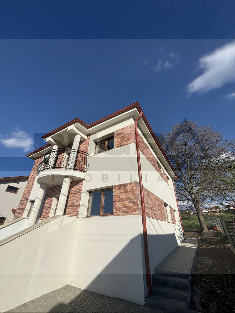 Casa individuală 139 mp, teren 700 mp, ultilitati, zona Dezmir - Poză 2