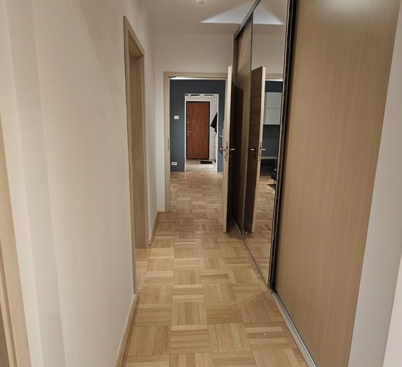 De inchiriat un apartament cu 4 camere, Lujerului, parcare inclusa - Poză 8