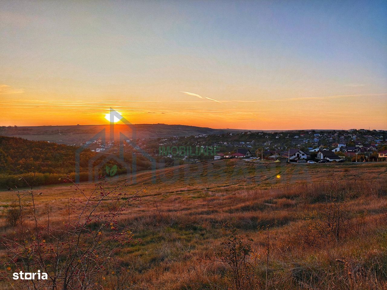 Teren intravilan 704 mp, acces asfaltat, priveliste Padurea Breazu - Poză 4