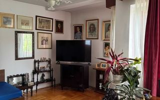 Casă spațioasă și confortabilă în Andrei Mureșanu - Poză 2