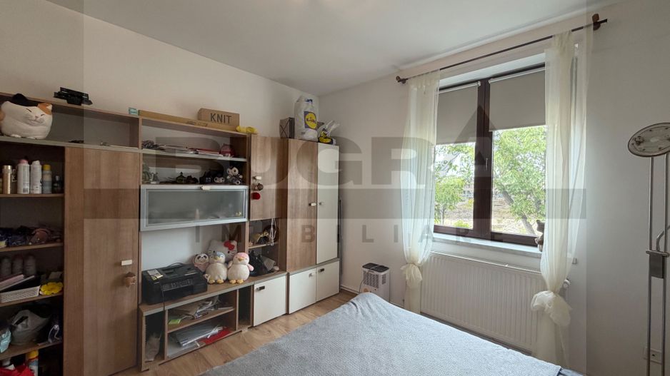 Apartament de 2 camere, decomandat, 54 mp, 2 parcari, zona Garii - Poză 5