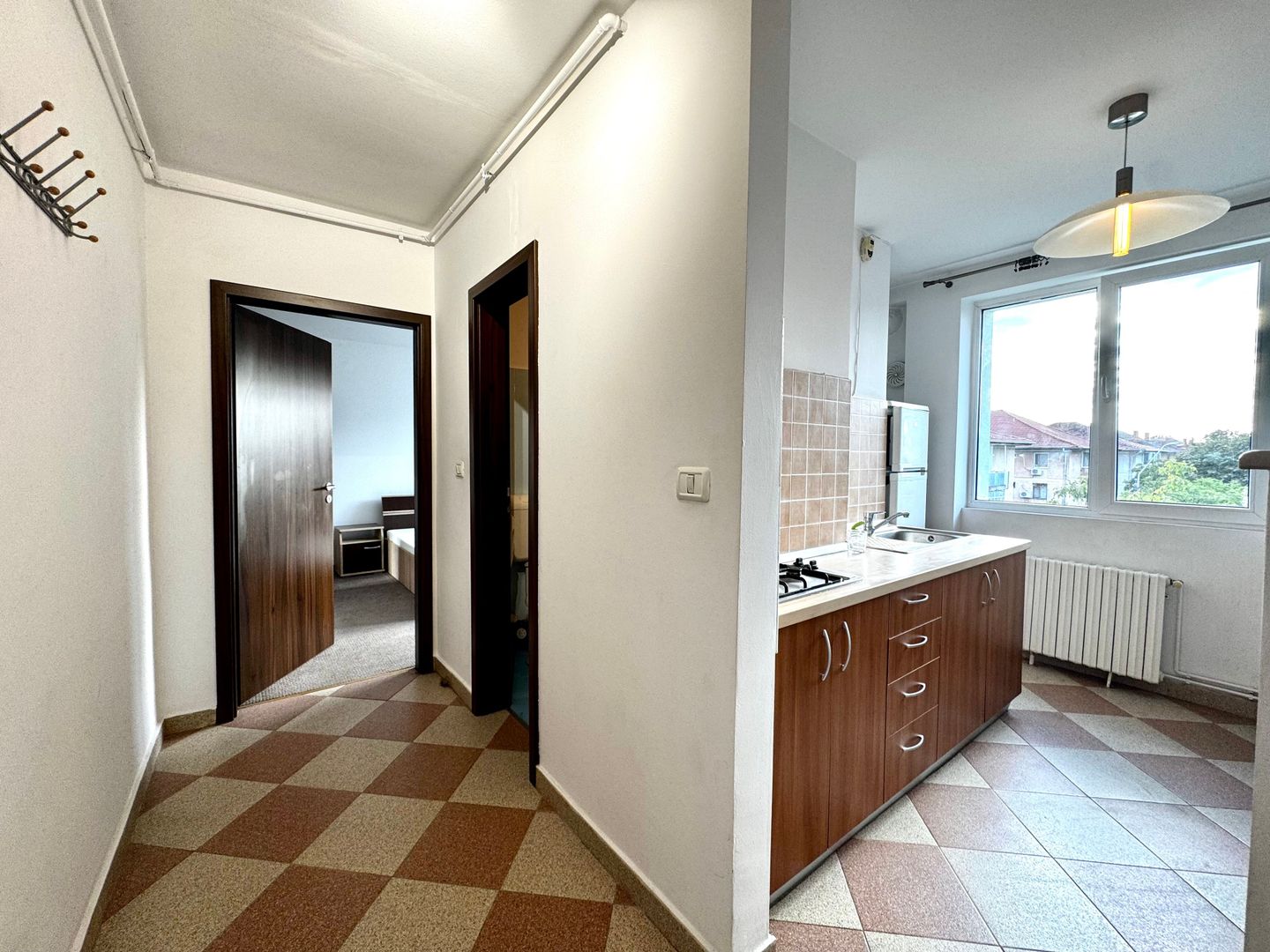 Apartament 2 camere, primitor, in zona Centrala-Universitate - Poză 9