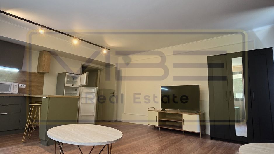 Apartament  Parcul Copou -   LUX- MODERN ! - Poză 3