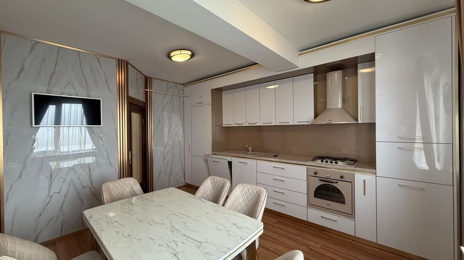 De inchiriat apartament premium cu vedere directă la Dunăre, 1000 euro - Poză 9