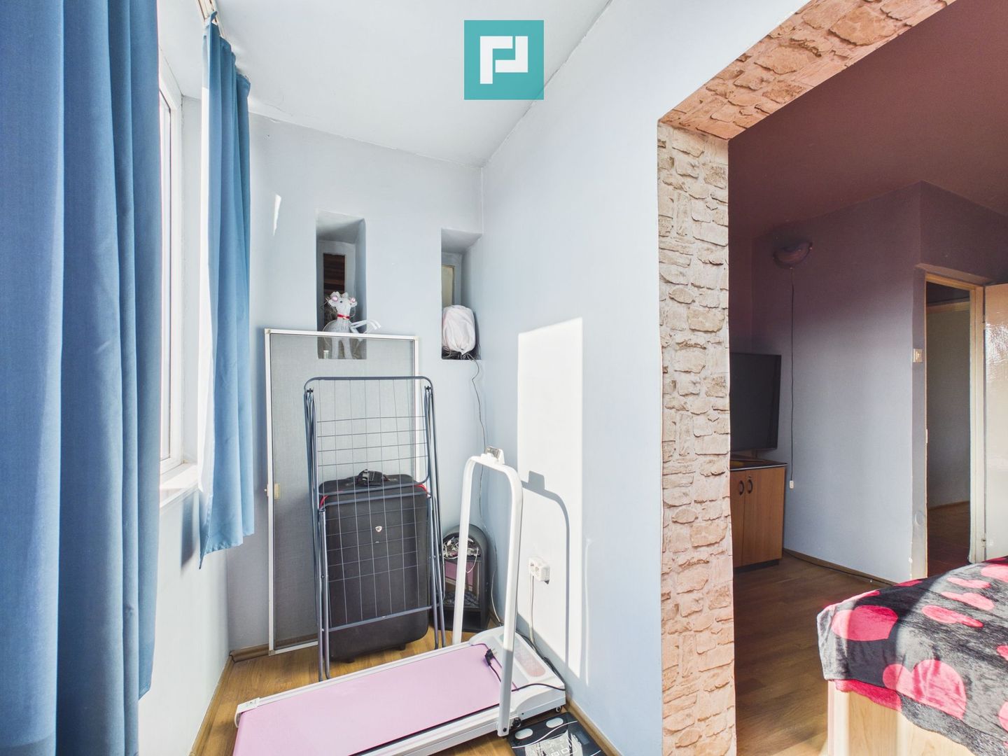Apartament cu două camere, decomandat Lipova - Poză 8
