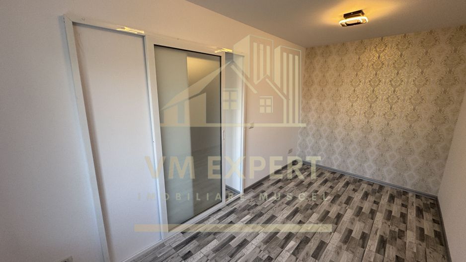 SPAȚU COMERCIAL 34 MP CAMPULUNG VIZAVI DE CENTRU MEDICAL CLUBUL SANATĂȚII - Poză 10