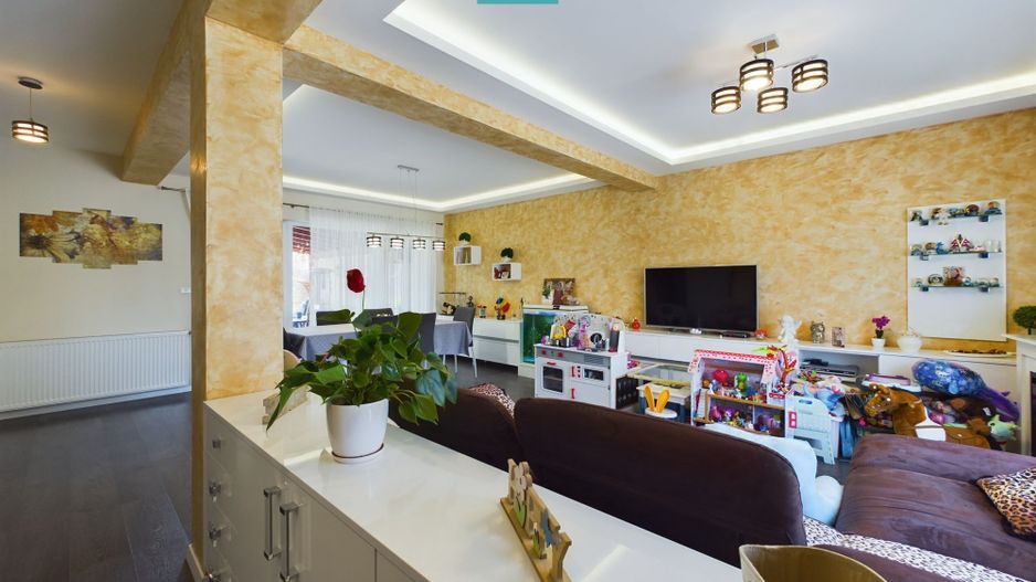 Casa ideală pentru familia ta, în Via Carmina - Poză 3