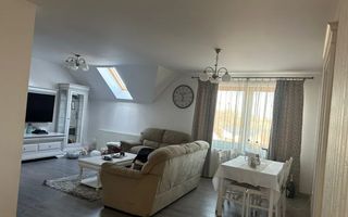 Casa cu etaj si intrare separata - Selimbar - Poză 2