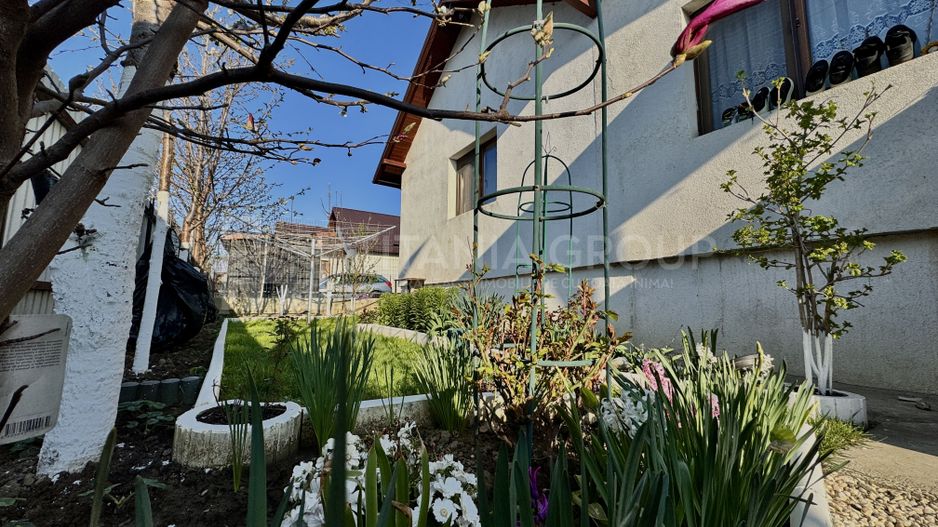 Se vinde “acasa”, 4 camere decomandate, panouri+baterii, teren 397mp,m - Poză 12