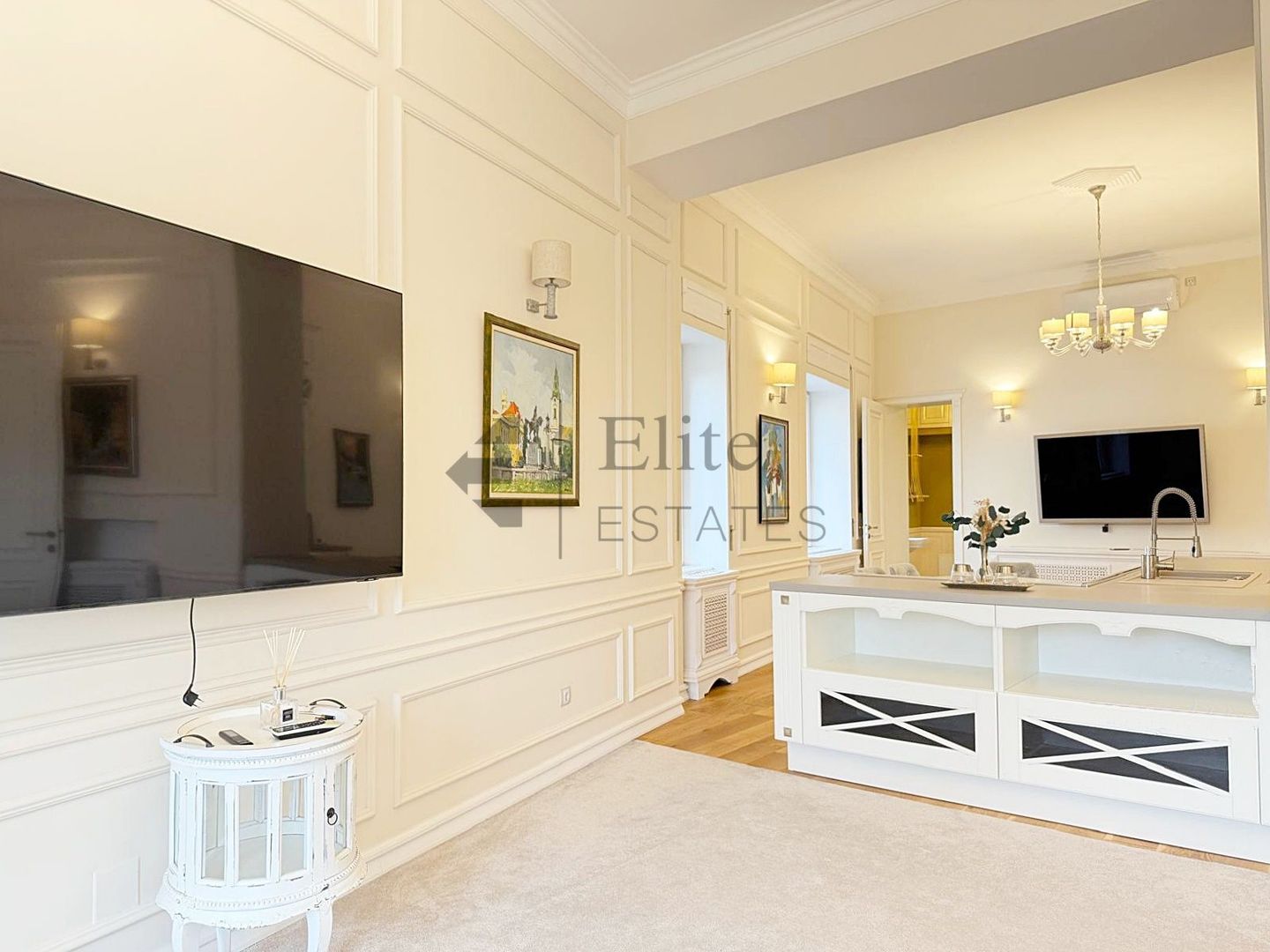 Apartament exclusivist cu garaj ultracentral in Oradea - Poză 11