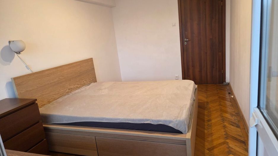 De vanzare apartament 3 camere Drumul Taberei - Poză 7