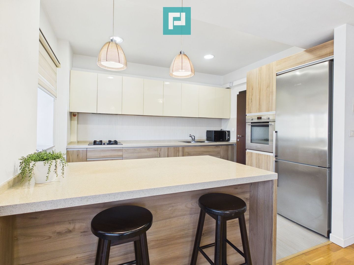 Apartament 3 cam. spatios Erou Iancu zona Baneasa - Poză 4