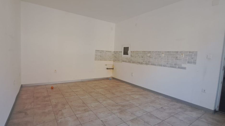 Spațiu comercial pretabil pentru diverse activități – str. Ana Ipătescu, Lugoj - Poză 6