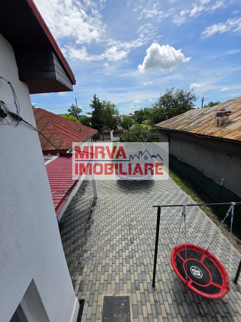 🏡 Casă renovată cu 6 camere, teren 557 mp – Berceni, Prahova - Poză 24